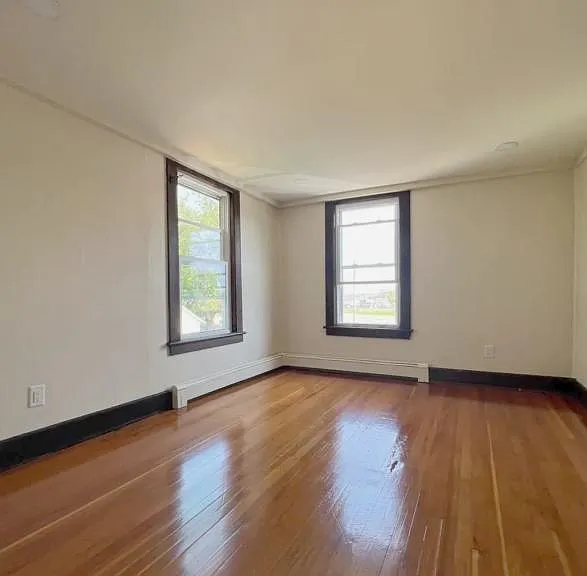 2 Spring St — Photo 8