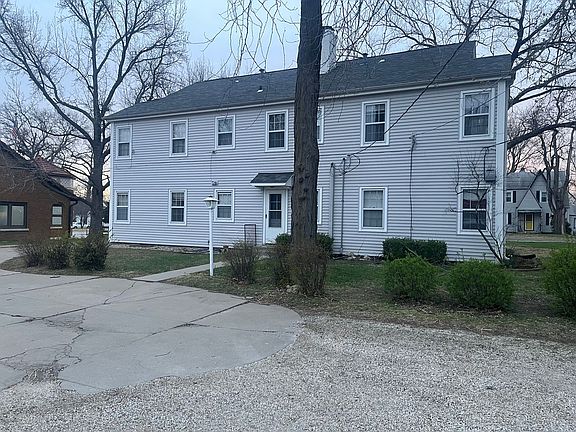 2nd image of 1221 SW Oakley Ave #3