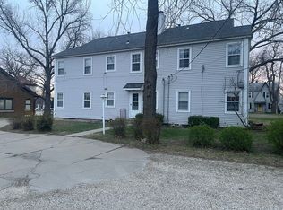 1221 SW Oakley Ave #2, Topeka, KS 66604