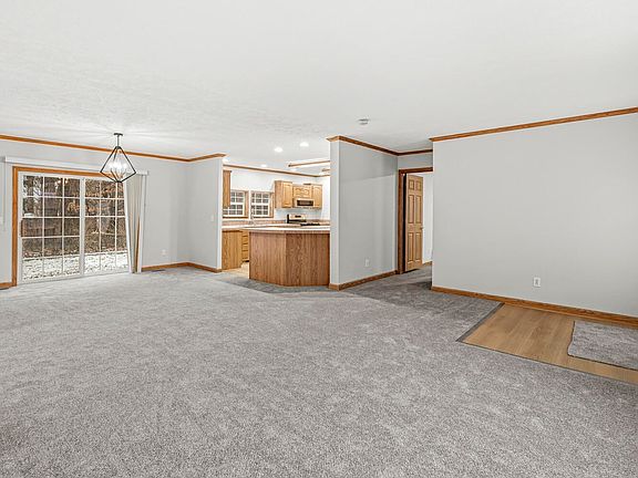 4th image of 25776 Kylar Ct