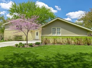 4030 Carousel Dr, Northbrook, IL