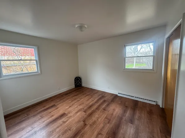 323 McMicken St, Rawlins, WY 82301