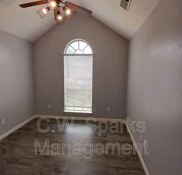 3610 Berrywood Cir — Photo 15
