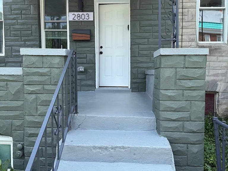 2803 Presbury St — Photo 2