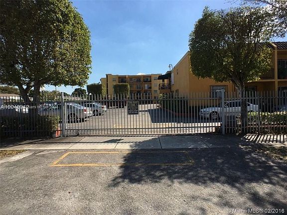 3rd image of 1215 SW 32nd Ave APT 105A
