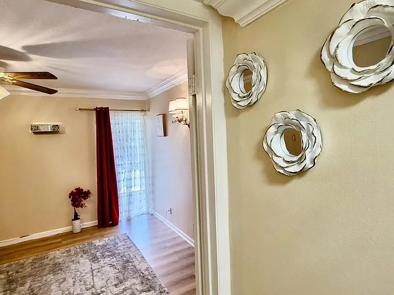 616 NW 13th St #24 — Photo 29