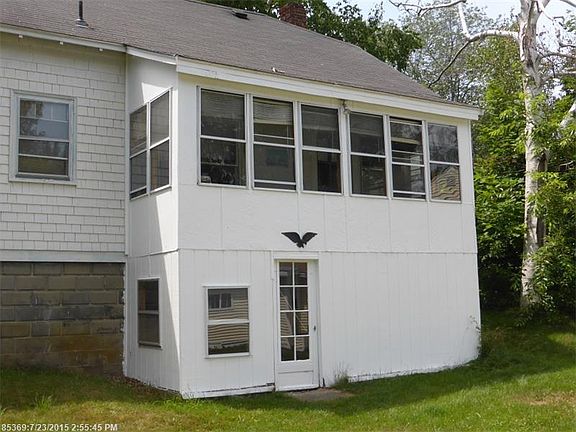 5th image of 30 Wintergreen St