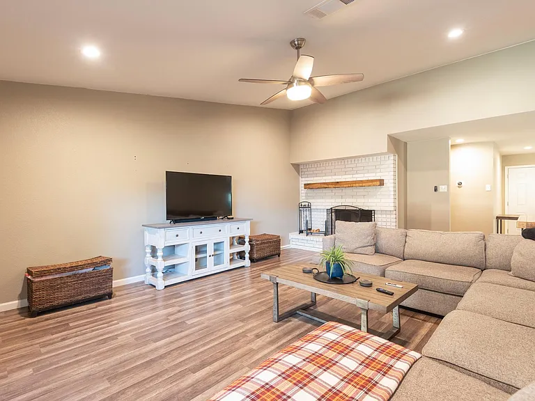 2211 Yewpon Dr — Photo 16