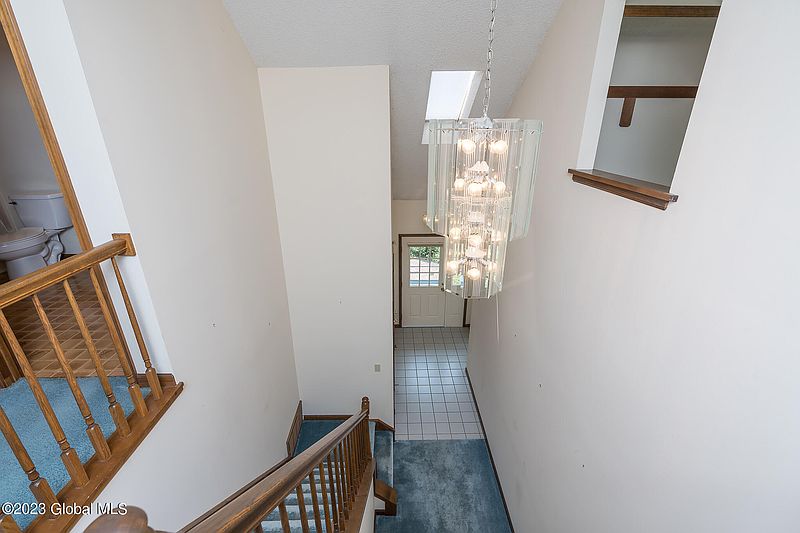 4th image of 101 Brightonwood Road