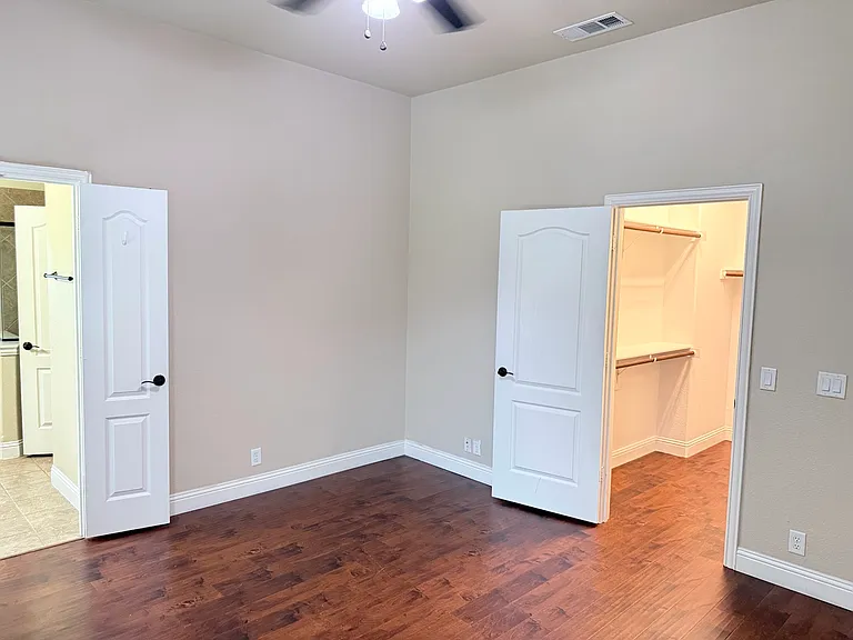 1114 Haskell Dr — Photo 17