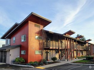 1880 Front St UNIT 202, Lynden, WA 98264