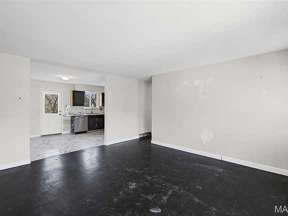 4th image of 6028 Antire Rd