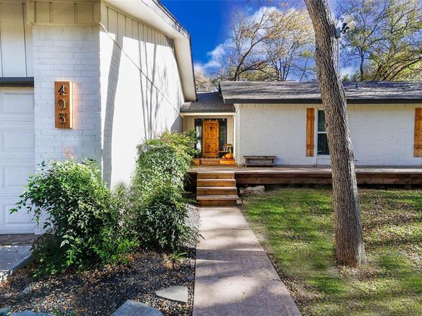 405 Deerfoot Cir