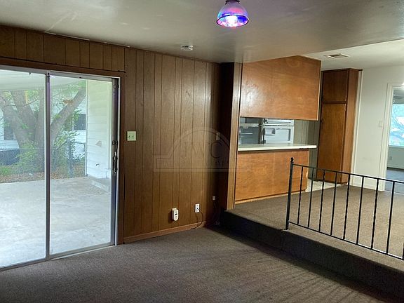 4th image of 310 Prather Dr