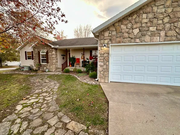 107 S Diamond Loop, Diamond, MO 64840