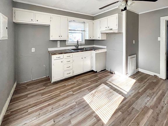 4th image of 844 Dry Fork Rd