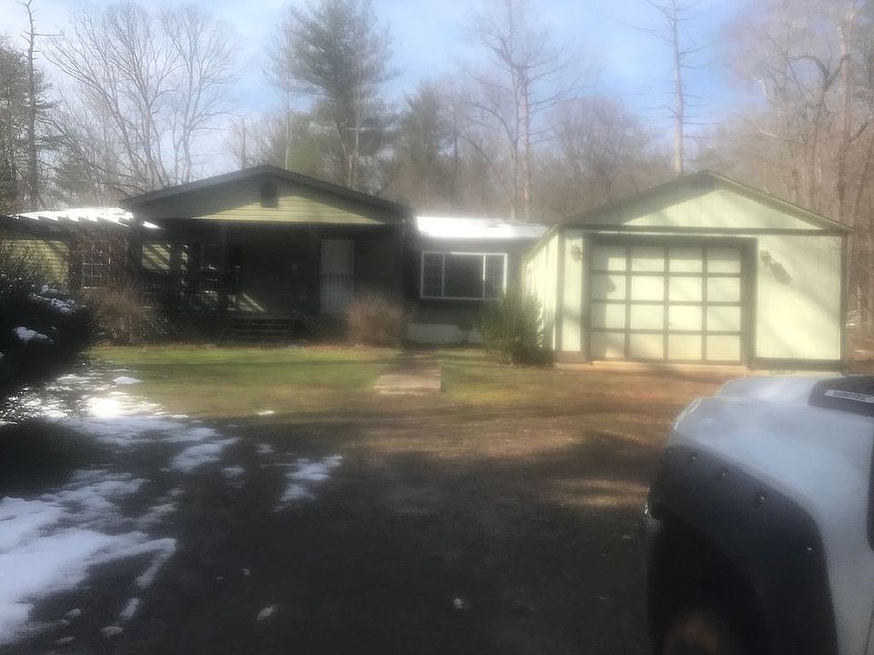 1st image of 132 Ashwood Dr