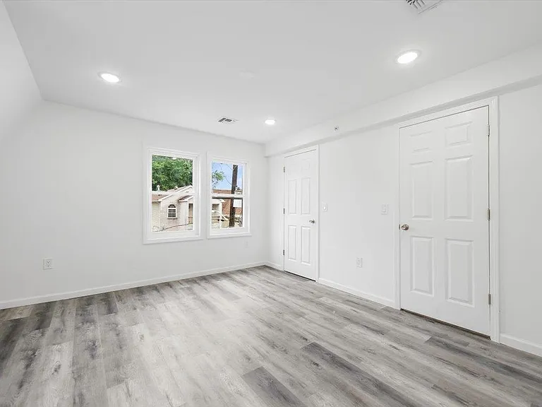 34 Fulton Ave #3 — Photo 8