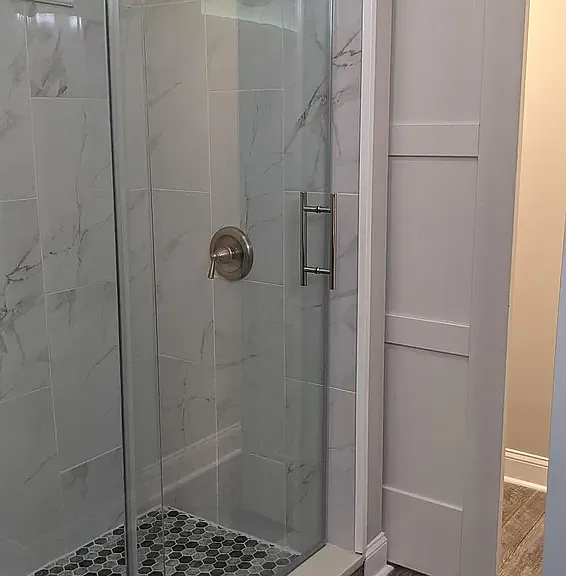 primary ensuite bathroom with private wash room