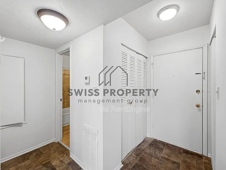 547 Riverview Dr #B-2 — Photo 12