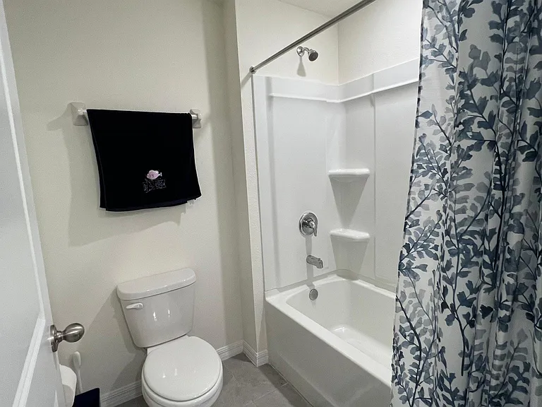 4120 Silver Strand Trl — Photo 36