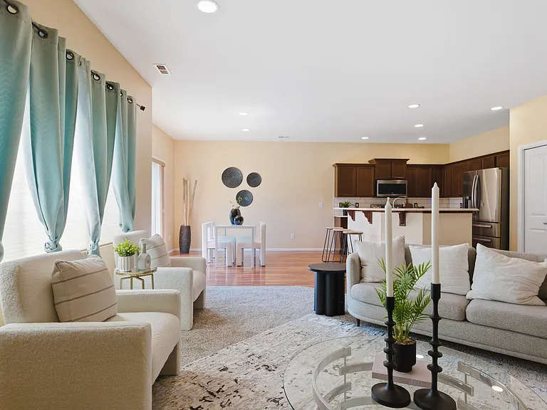 3091 Eagle Loop NE — Photo 4