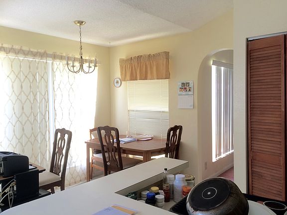 3rd image of 9510 Dunhill Dr