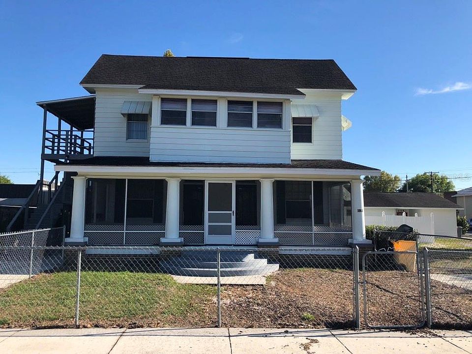 1st image of 605 SW Drane St