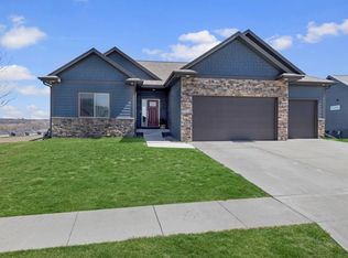 1415 S 5th St, Adel, IA 50003