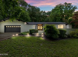 520 S David Ln, Knoxville, TN 37922