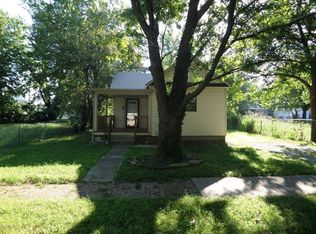 715 Murphy Ave, Joplin, MO 64801