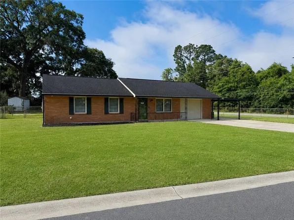 2202 Tara Ln, Brunswick, GA 31520