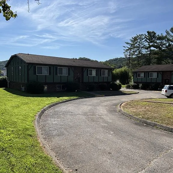 211 Dodge Dr #C2 — Photo 34
