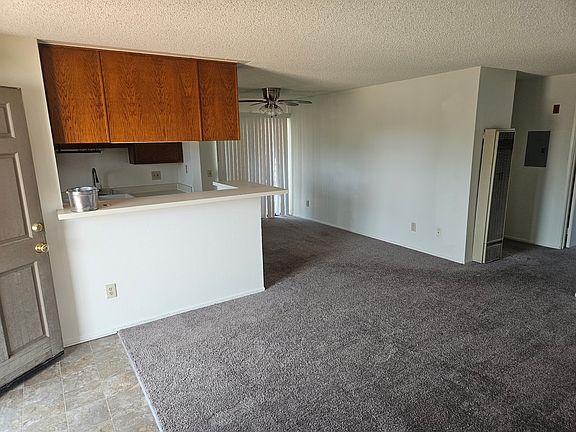 3rd image of 1024 Grand Ave APT 1