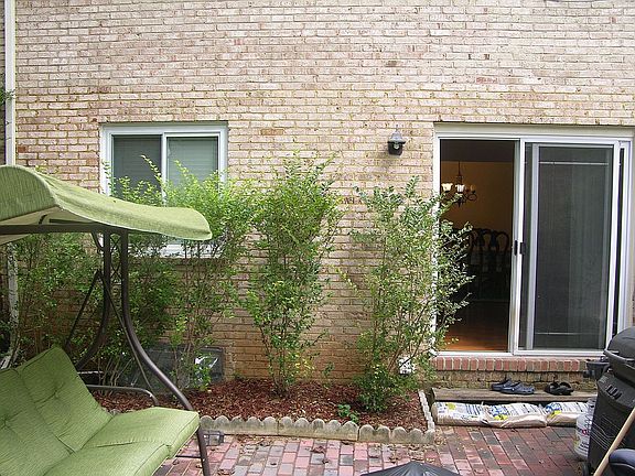 4th image of 9648 Lindenbrook St