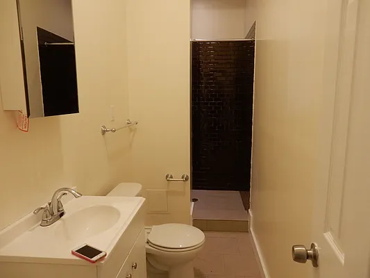 Rented by Aimee Grodanz, LREB | media 32