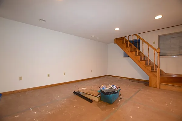 Rented by City Stop Realty | media 7
