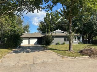 509 Judy Ln, Tahlequah, OK 74464