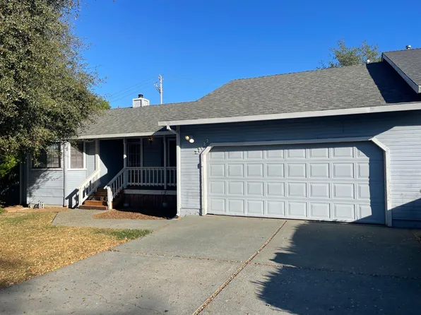23122 Lone Pine Dr, Auburn, CA 95602