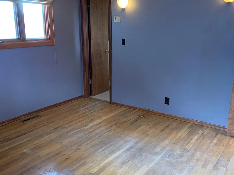 2441 W Elizabeth St — Photo 13
