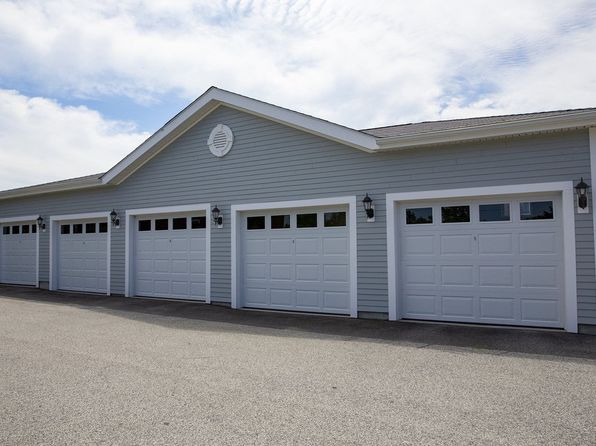 3 Admiralty Dr #1-06