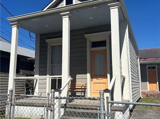 8611 Oak St, New Orleans, LA 70118