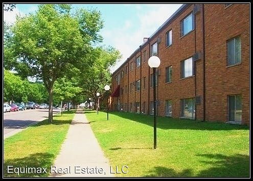 5th image of 1184 Mackubin St APT 309