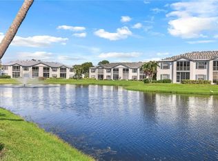 832 Tanbark Dr APT 104, Naples, FL 34108