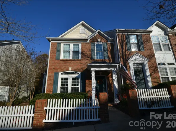 4003A Christine Ln, Waxhaw, NC 28173