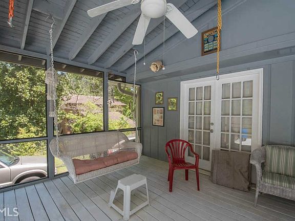 3rd image of 280 Sharon Dr #3