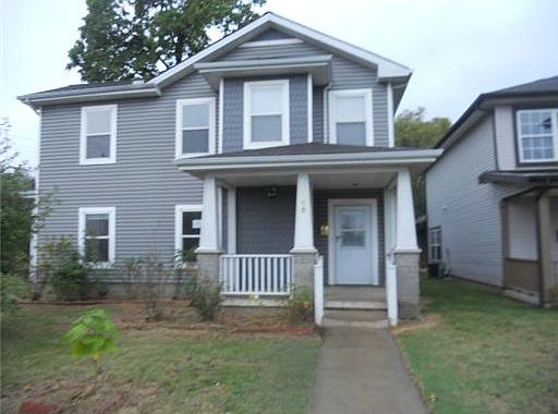 1st image of 105 Grimes St