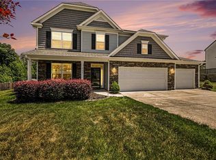 2506 Copperleaf Ct, High Point, NC 27265