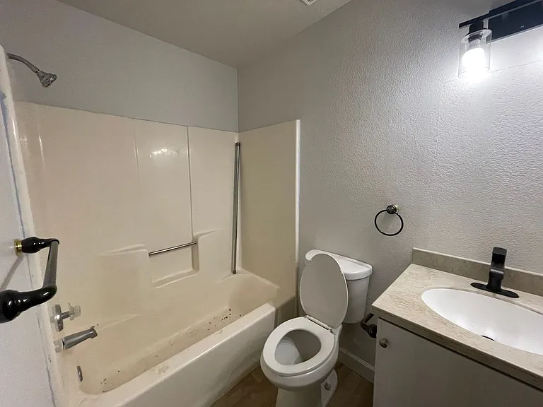 15728 Sago Rd — Photo 22