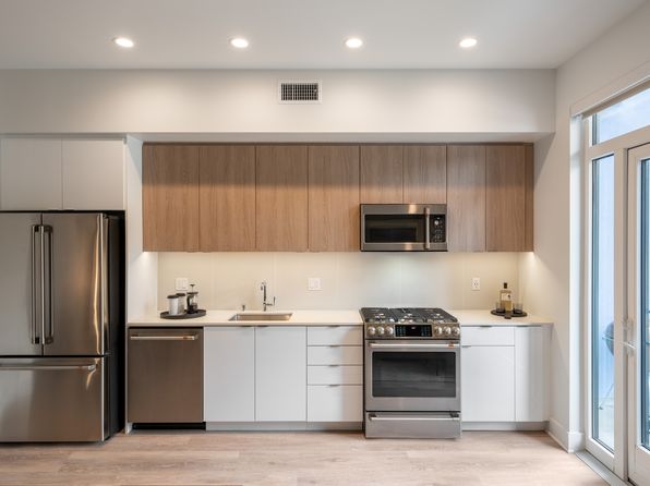 1750 Glendale Blvd #420